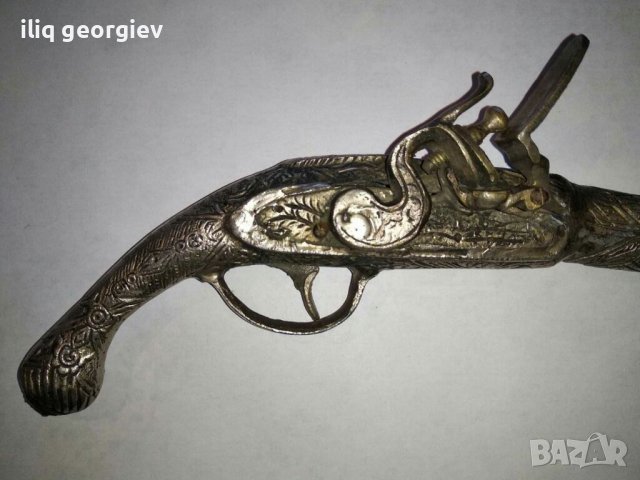 Стар пистолет, снимка 2 - Антикварни и старинни предмети - 39396158