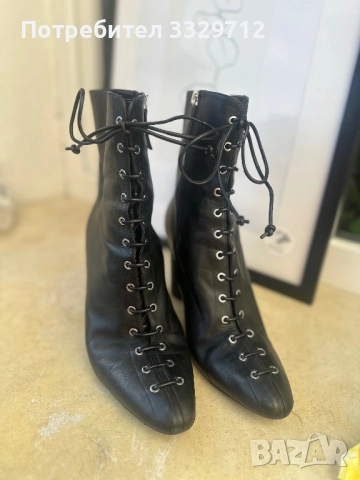 Zara боти , снимка 2 - Дамски боти - 52815833
