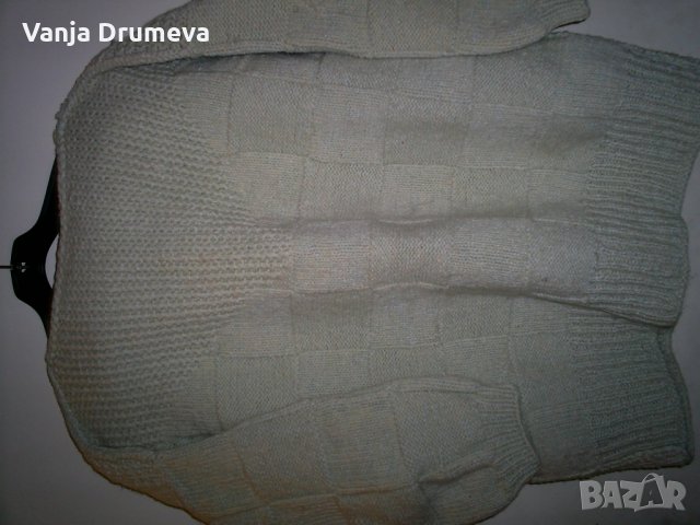 ръчно плетен пуловер от 100 %  домашна вълна, снимка 8 - Блузи с дълъг ръкав и пуловери - 35467192