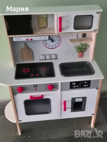 Дървена детска кухня с аксесоари, снимка 6 - Играчки за стая - 52822978