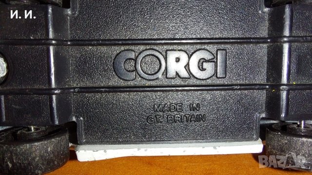Corgi , снимка 6 - Колекции - 43092454