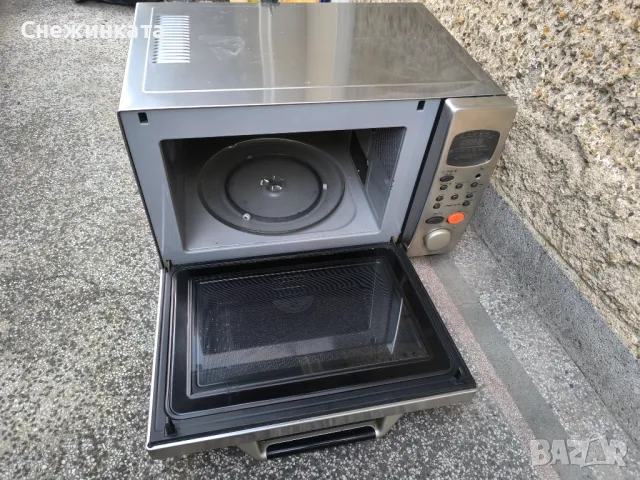 Мултифункционална фурна/печка Delonghi, снимка 3 - Печки, фурни - 50109029