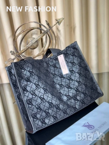 Дамски Чанти ✨ VICTORIA'S SECRET , снимка 4 - Чанти - 50477005