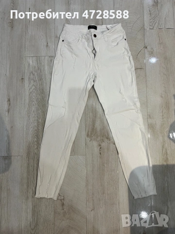 Дънки момиче не маркови