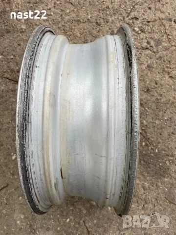 1-бр джанта 15-ка за Ланд Ровър Фрилендър , снимка 2 - Гуми и джанти - 47825336