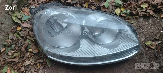 десен фар VW Golf 5