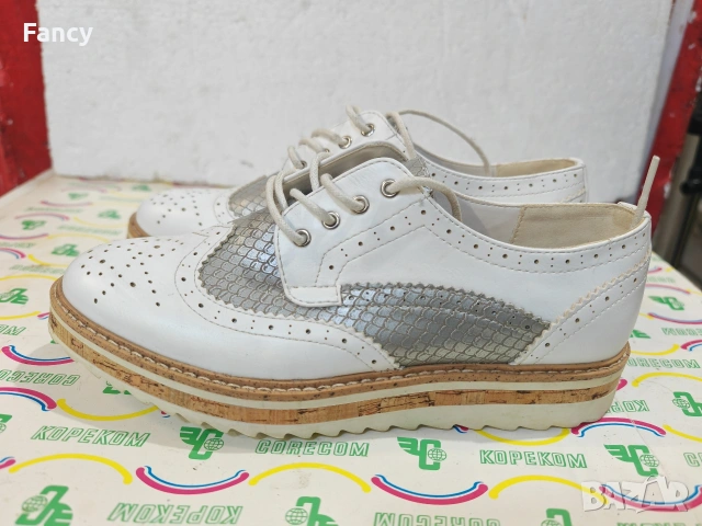 Страхотни дамски обувки 39 номер , снимка 3 - Дамски ежедневни обувки - 53230004