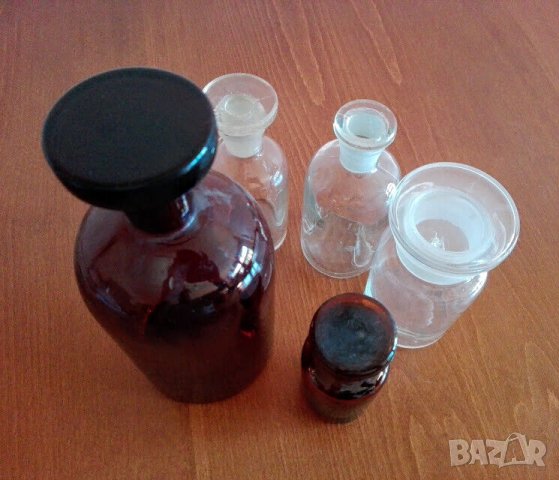 Лот от 5 стари аптекарски шишета, снимка 7 - Антикварни и старинни предмети - 43711732