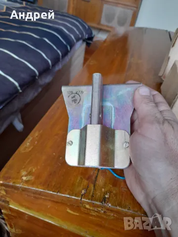 Стара електрическа брава за багажник ВАЗ 2101,Лада,Жигули, снимка 3 - Други ценни предмети - 49222383