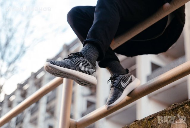 маратонки  NIKE ROSHE TWO FLYKNIT номер 43,5-44, снимка 7 - Маратонки - 32318040