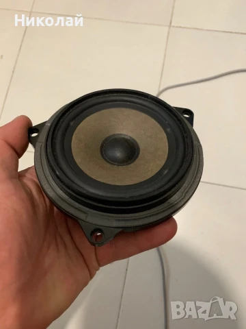 Тонколонка BMW