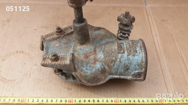 отлична машинка за мелене на царевица, кукуруз , снимка 7 - Антикварни и старинни предмети - 38686977