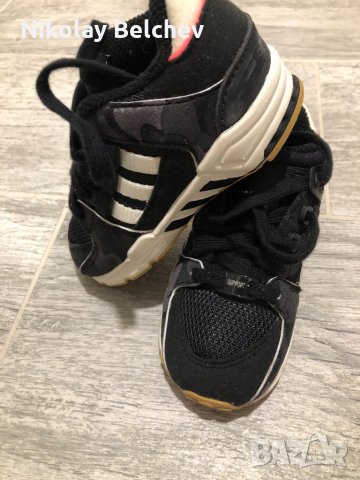 Маратонки Adidas, снимка 2 - Детски маратонки - 32801989