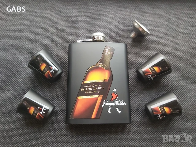 Подаръчен комплект манерка и чаши Johnnie Walker, снимка 3 - Подаръци за мъже - 50668209
