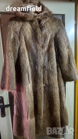 Предпразнична цена-Палто от нутрия, снимка 3 - Палта, манта - 52325780