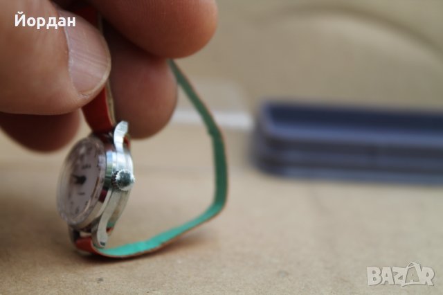 СССР дамски часовник    "ЧАЙКА" нов, снимка 7 - Антикварни и старинни предмети - 38022972