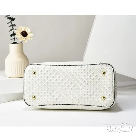 Дамска чанта White Cherry, снимка 10 - Чанти - 47938616