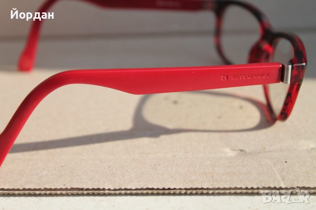 Мъжки диоптрични очила ''Hugo Boss'', снимка 9 - Слънчеви и диоптрични очила - 38334210