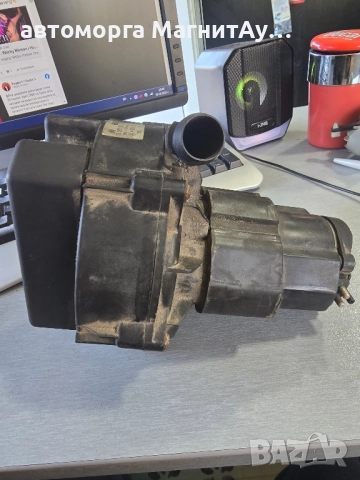 0001403785 Рециркулационна помпа за Mercedes-Benz W211 W638 W № Bosch 0580000011, снимка 2 - Части - 52232477