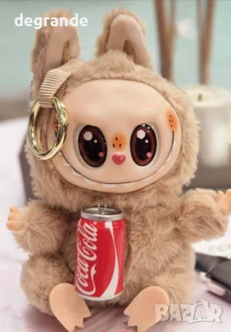 Labubu с Кока Кола, снимка 5 - Плюшени играчки - 50973649