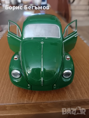 Количка Volkswagen Kafer 1/18 Revell 1302 , снимка 5 - Колекции - 52565048