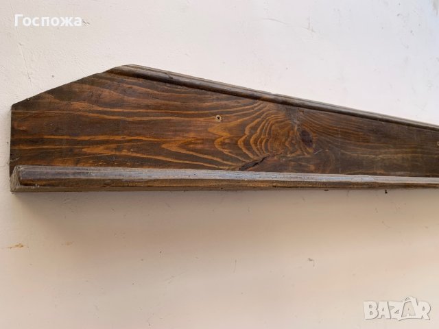 Дървена лавица