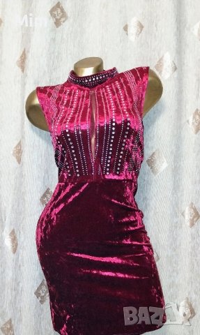 S/M Червена рокля със сребристи камъчета 