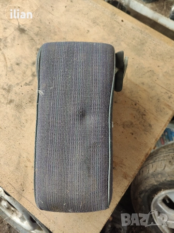 подлакътник mercedes 124