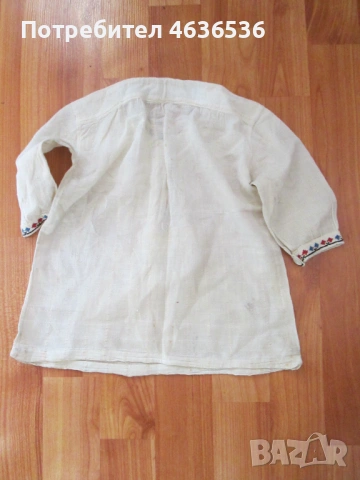Детска (бебешка) риза за носия , ръчна бродерия, снимка 6 - Антикварни и старинни предмети - 53272531