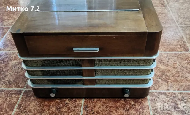 Cтаро радио saba 442 wlk, снимка 12 - Антикварни и старинни предмети - 47953551