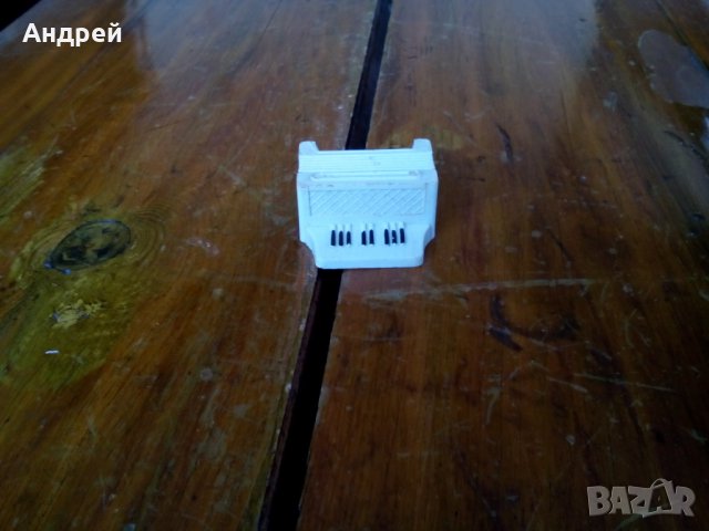 Стара острилка #5