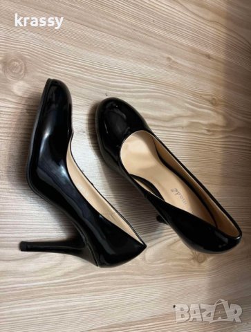 НОВИ елегантни дамски обувки на ток (номер 36)