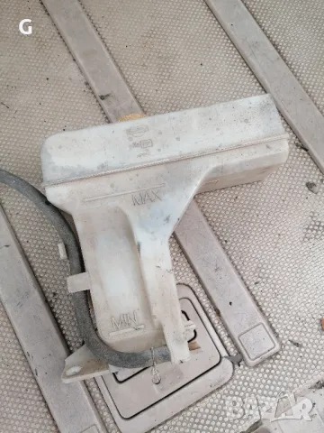 Казанче Антифриз Nissan X-Trail 2.2 T30, снимка 2 - Части - 47930333