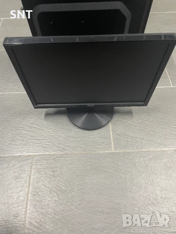 Настолен компютър ASUS с монитор ASUS Windows 10 Pro, снимка 12 - За дома - 50822047