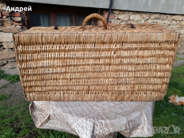 Стар плетен куфар, снимка 3 - Други ценни предмети - 44898519