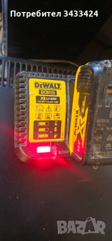 Батерия и зарядно Dewalt, снимка 2 - Други машини и части - 53263038