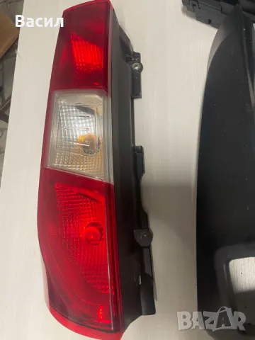 Стопове за дачия ляв и десен стоп за дачия, снимка 2 - Аксесоари и консумативи - 47481410