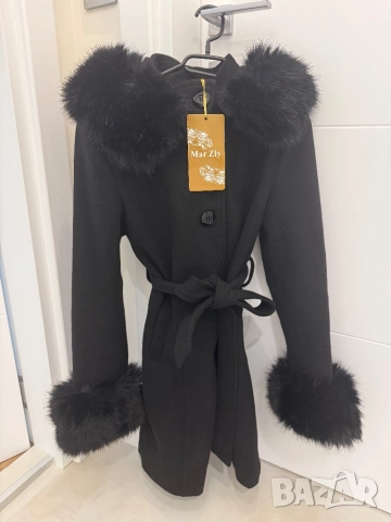 Чисто ново палто 