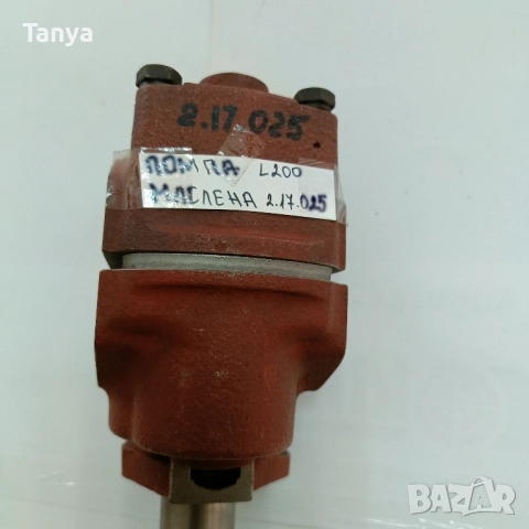 ПОМПА МАСЛЕНА  2.17.025, Л200, снимка 2 - Селскостопанска техника - 52401100