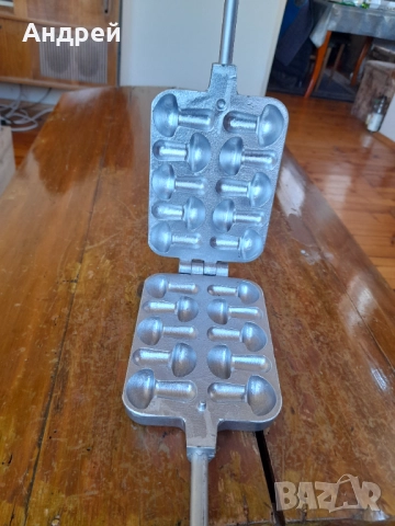 Стар уред,форма за печене на сладки,Гъбки, снимка 4 - Други ценни предмети - 51945638