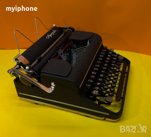 Пишеща Машина Olympia Клавиатура Qwertz Латиница Топ Състояние Обслужена 1940 Година !, снимка 11 - Антикварни и старинни предмети - 52398420