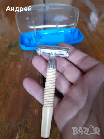 Стара самобръсначка Gillette #5, снимка 4 - Други ценни предмети - 47259124