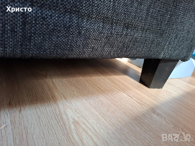 Триместен диван Jysk, снимка 3 - Дивани и мека мебел - 53576855