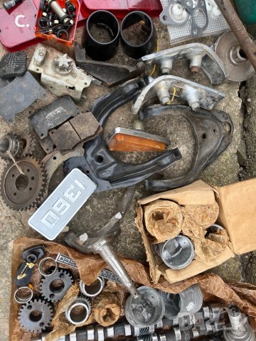 Части за Москвич Лада Жигули ваз, снимка 13 - Части - 43257738