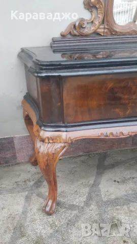 Италианска Тоалетка, снимка 2 - Тоалетки - 50146456