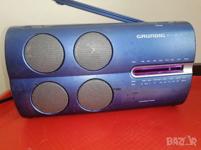 FM/MW/SW радиоприемник GRUNDIG Music Boy 40, снимка 3 - Радиокасетофони, транзистори - 49781736