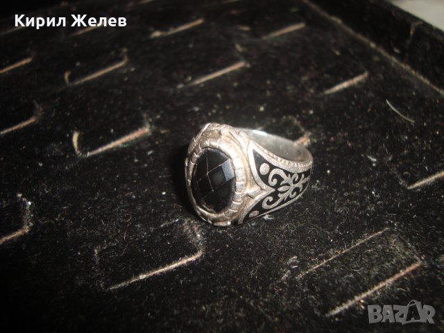 СТАР АНГЛИЙСКИ СРЕБЪРЕН ПРЪСТЕН СРЕБРО 925 НИЕЛО ОРНАМЕНТИКА с ЧЕРЕН АХАТ ФАСЕТИРАН 22279, снимка 15 - Пръстени - 33049568