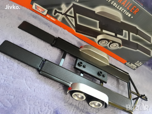 Платформа 1.24 Motor Max Platform metal trailer 1.24 , снимка 4 - Колекции - 36410434