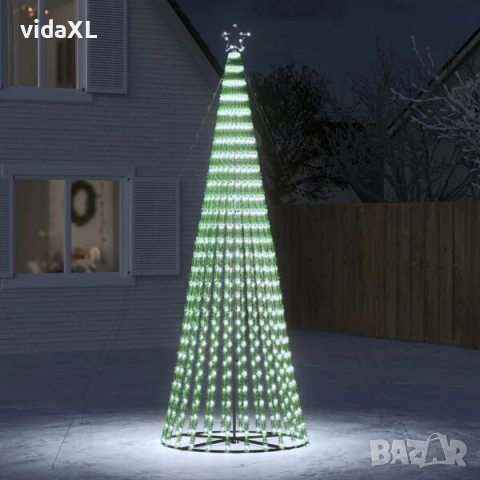 vidaXL Коледна елха светещ конус 688 LED студено бяло 300 см(SKU:358069), снимка 2 - Други - 52624264