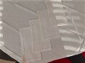 Бяла ленена бродирана покривка за маса с 6 луксозни салфетки, снимка 1